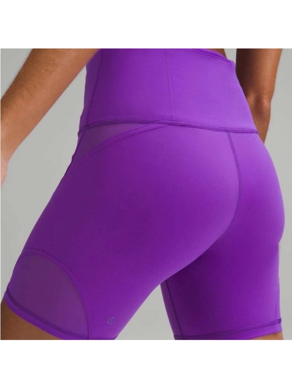 Lululemon Wunder Train Mesh Panel High Rise Short 5” Purple bike shorts size 4